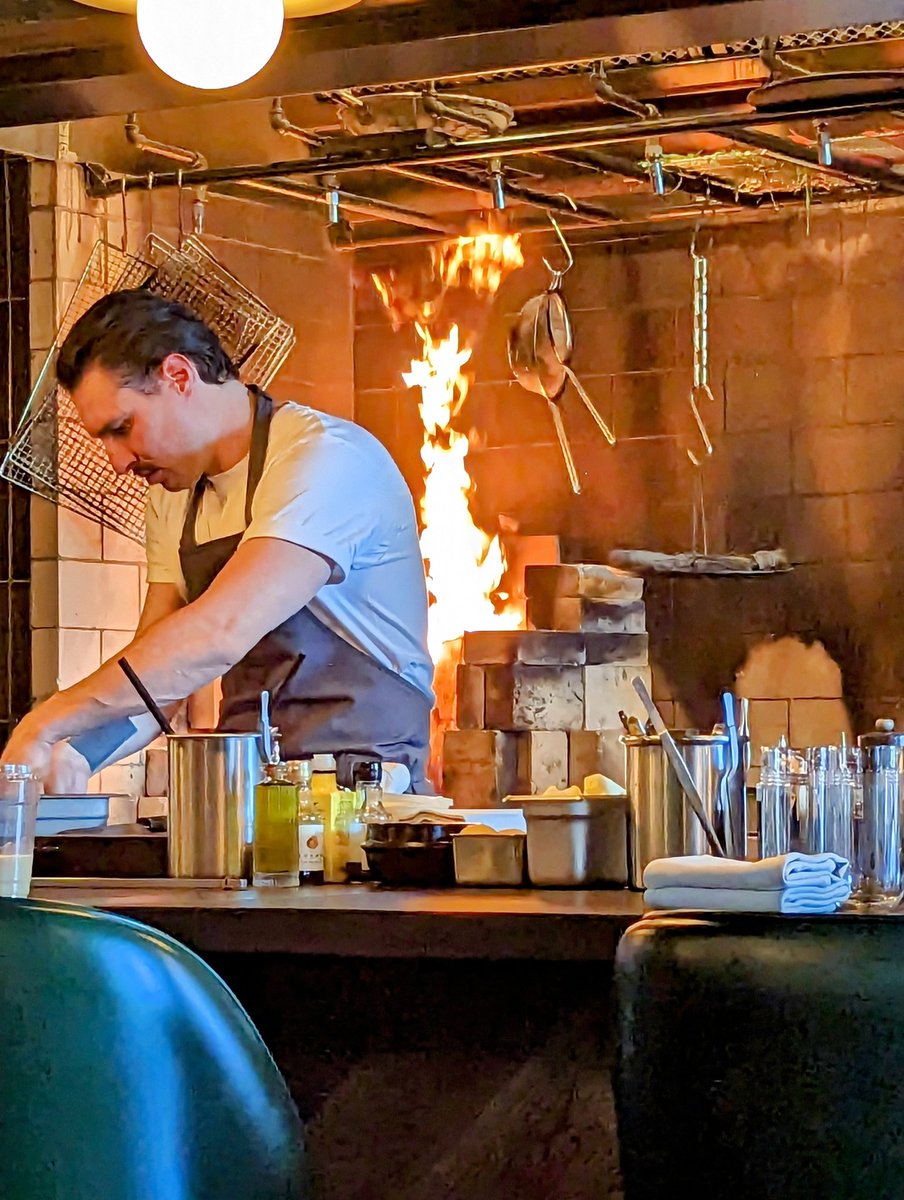 David Manilow (@checkpleasedave) on Twitter photo On this week's podcast: The best restaurants in Chicago recommended by the city's top chefs. chicagobusiness.com/dining-table-d… <a href="/CrainsChicago/">Crain's Chicago Business</a> <a href="/ChooseChicago/">Choose Chicago</a> <a href="/DNC/">Democratic Party</a> <a href="/JBPritzker/">JB Pritzker</a> On this week's podcast: The best restaurants in Chicago recommended by the city's top chefs. chicagobusiness.com/dining-table-d… <a href="/CrainsChicago/">Crain's Chicago Business</a> <a href="/ChooseChicago/">Choose Chicago</a> <a href="/DNC/">Democratic Party</a> <a href="/JBPritzker/">JB Pritzker</a>