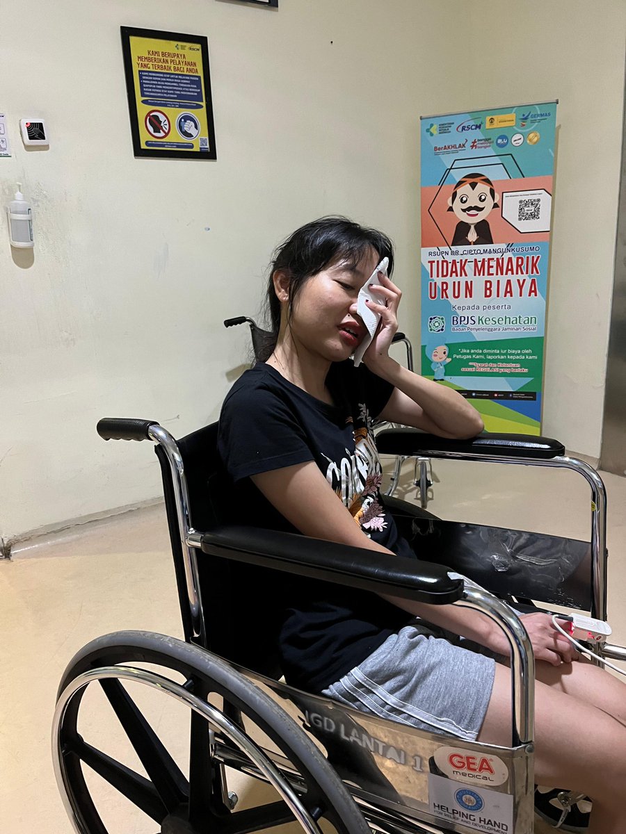 ラン tweet media