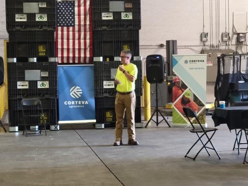 CortevaUS's tweet image. Cheers to 60 years! Our seed production facility in Laurinburg, North Carolina is celebrating 60 years of serving customers. We look forward to continuing to enrich lives and support those who produce for many generations to come. Thank you! #KeepGrowing #LifeAtCorteva