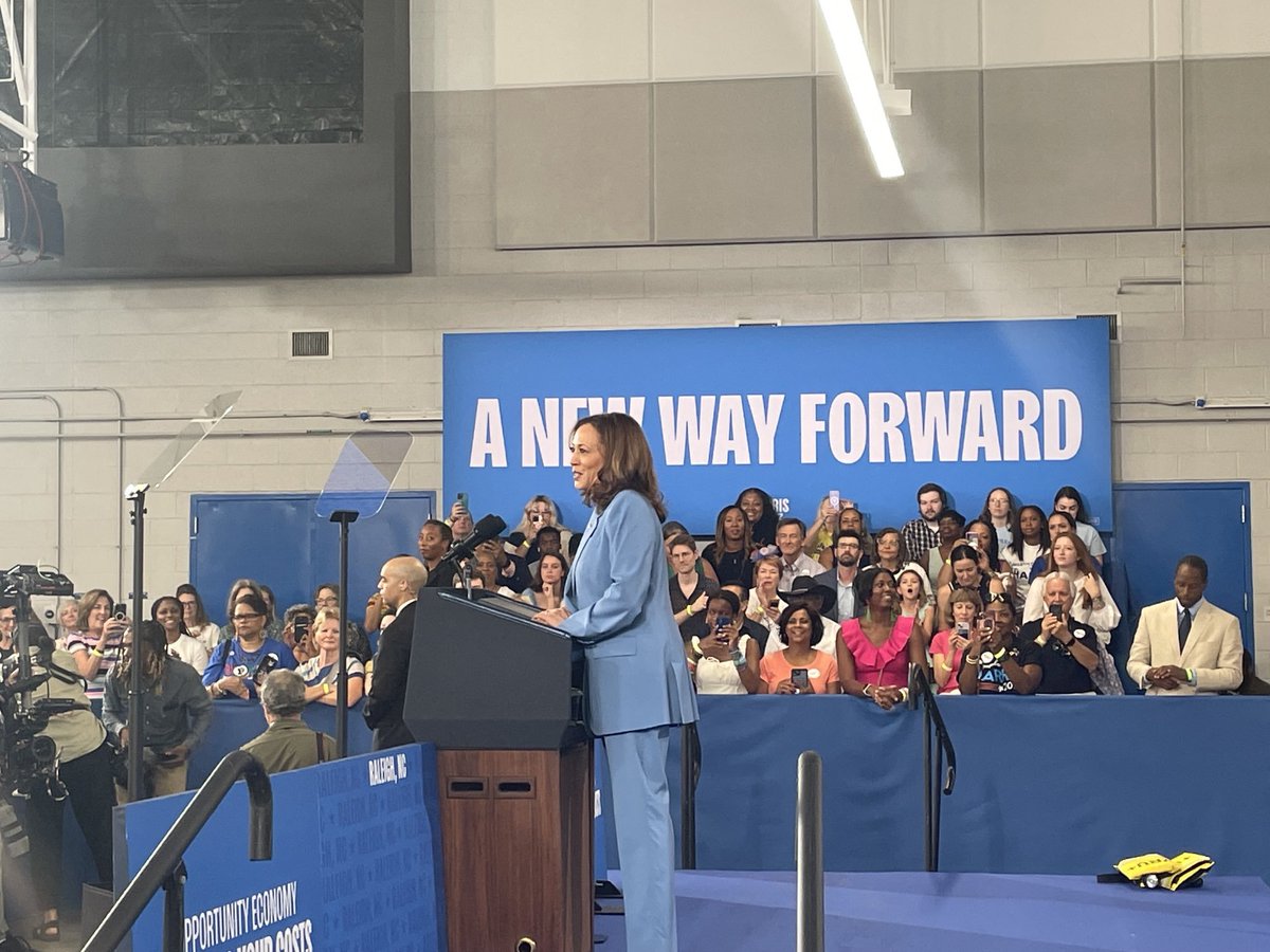 The side of the gym isn't even filled for Kamala in Raleigh 

There's maybe 150 people there max