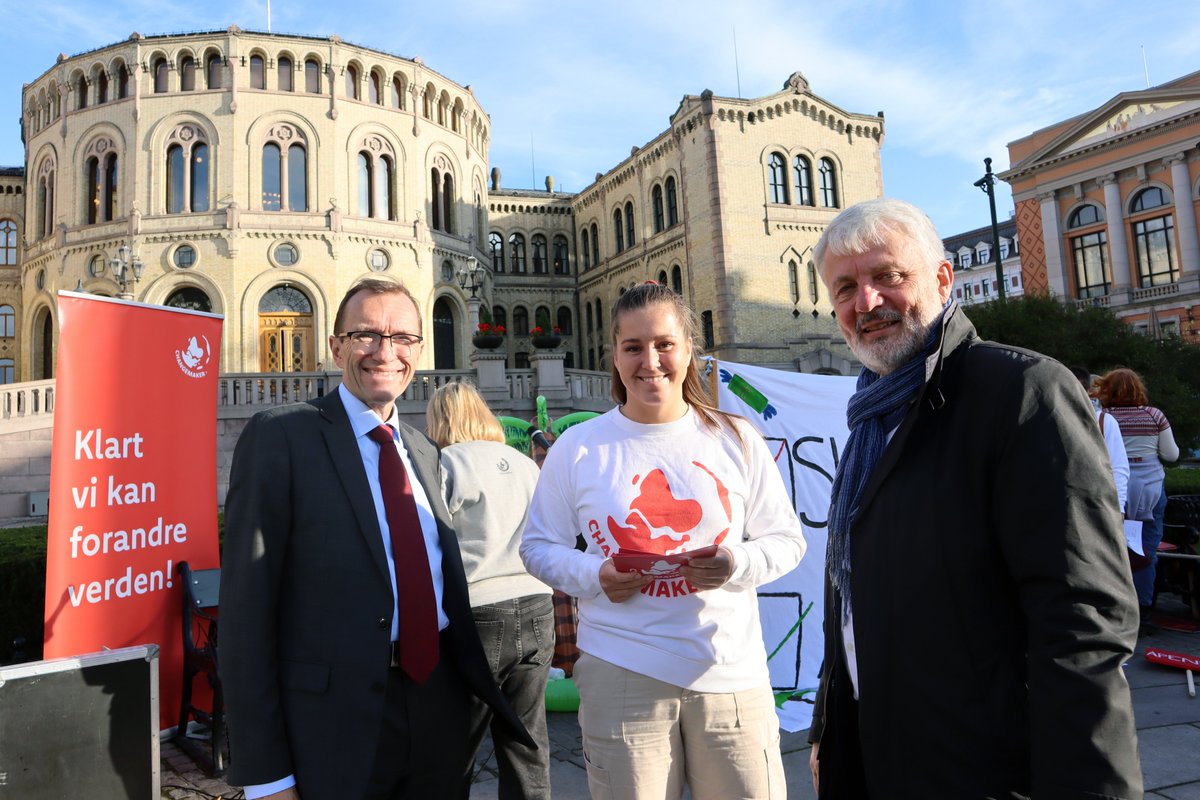 We urge #Norway to vote YES today!

The <a href="/UN/">United Nations</a> members have gone through intense negotiations to finalise a roadmap for new global tax rules: financing.desa.un.org/sites/default/…

This is a huge step in the fight against #taxabuse and extreme inequality.