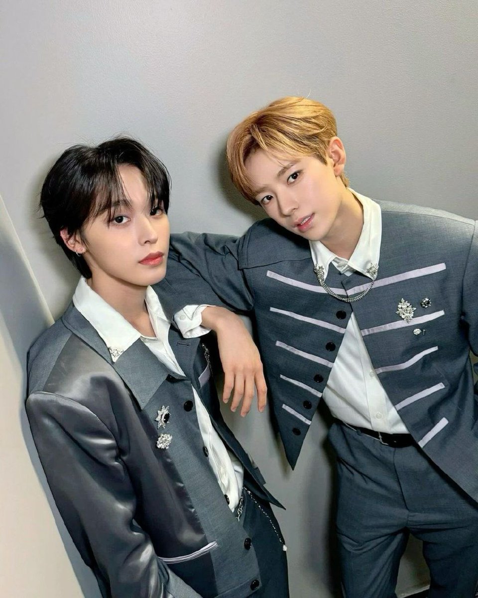 담이 tweet media