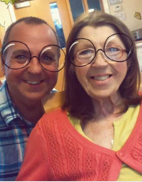 radiorobcharles's tweet photo. Today is my Mum's Birthday and this is one of the last pictures taken of her during her time with Dementia. Miss you Mum X https://t.co/5TJ6Y3sGLk