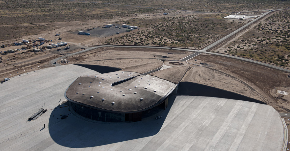 FosterPartners's tweet photo. On Sunday, 18th August 21:00(ET)/20:00(CT), discover the story behind Spaceport America in the Series 3 premiere of How Did They Build That? on the @SmithsonianChan.
#Architecture #Design #Construction #Engineering #SpaceportAmerica #HowDidTheyBuildThat #Innovation https://t.co/xFHLFLGBR4