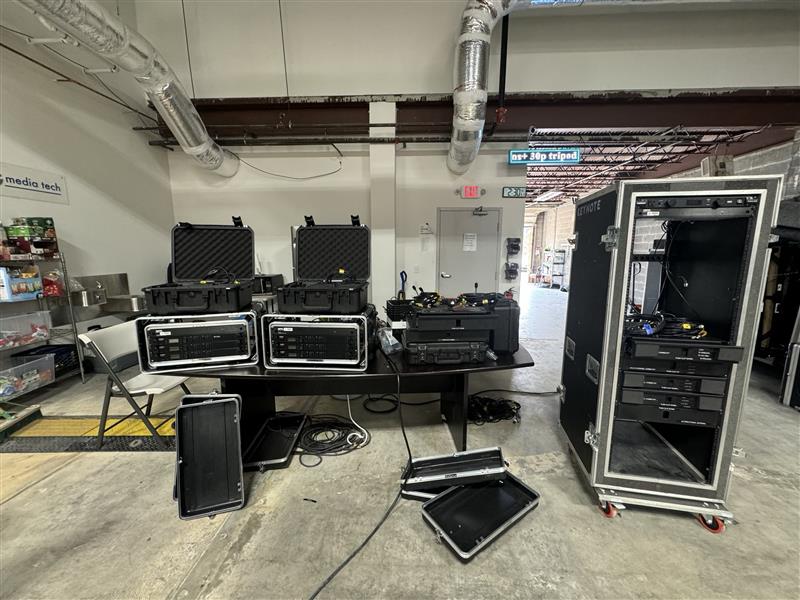 keynote_event's tweet photo. A huge "Thank you!" to our warehouse team for prepping this complex rental in record time! You rock! 🥳
.
.
.
.
.
.
.
.
.
.
.
#AudioEquipment #audiovisual #soundequipment #audioengineer #lightingdesign #eventequipment #EquipmentRental #eventsdc https://t.co/hJo2JtWMuO