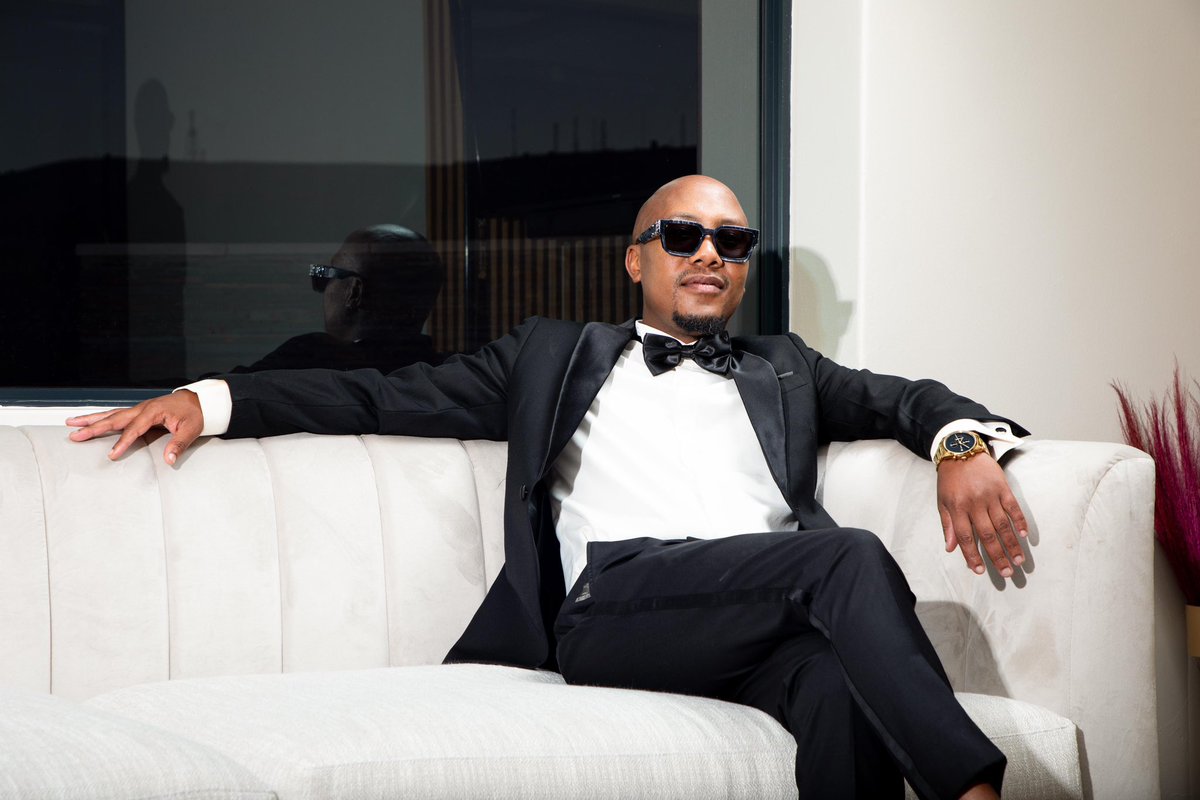 Phindile_Rsa's tweet photo. Mr TCT's music takes listeners to new heights!
#MrTCT https://t.co/ipooLWnmts