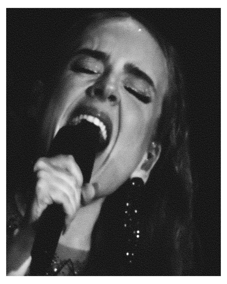 matienavarro's tweet photo. It's been two days since @adele's fifth show in munich, and I'm still processing the whole experience; I hope you like what I was able to photograph during the show; and if you help me to share, maybe she will find them too. 🙏🏻🇨🇴❤️ #AdeleInMunich #Adele https://t.co/uf4CUS2L9z