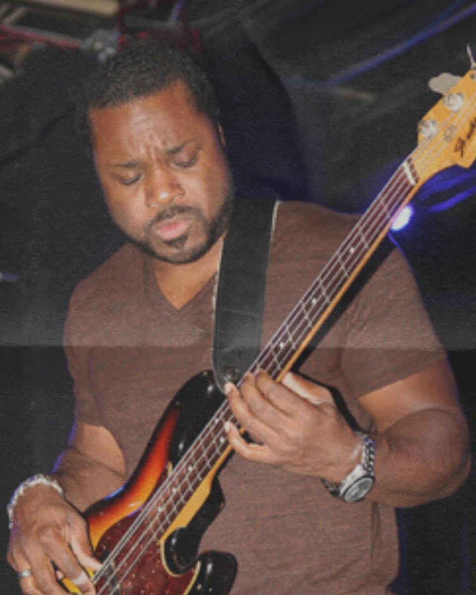 indyjazzfest's tweet image. From the screen to the stage, Malcolm-Jamal Warner is bringing his GRAMMY-winning talent to Indy Jazz Fest 2024, presented by Citizens Energy Group!
Get ready for a performance that'll knock your socks off!
🎟️ indyjazzfest.net/sunset24
#IndyJazzFest2024 #MalcolmJamalWarner #Indy