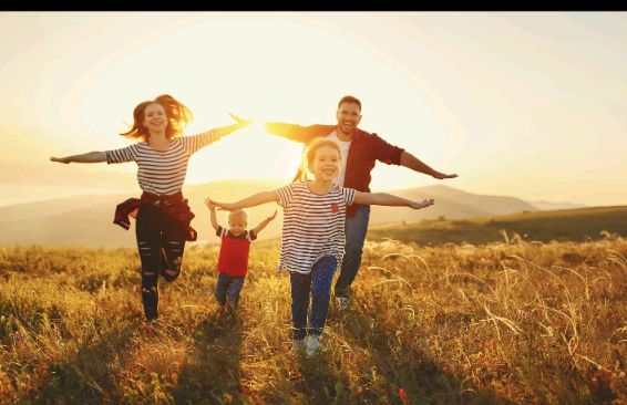 vidaglobalplus's tweet photo. ¡Mejora la crianza de tus hijos! Descubre nuestros tips gratuitos y fortalece tu relación familiar.
🔗 Descárgalos aquí: https://t.co/TxtCWR6E6C https://t.co/TKaLpbOZeu