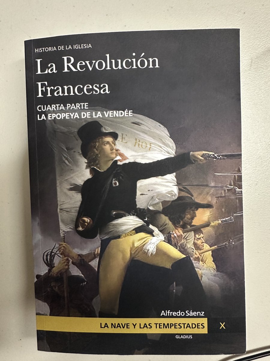 PadreTomasB's tweet photo. Quiero cerrar mi post sobre los zurdos de izquierda diciendo lo siguiente: nunca confíes en ellos. 

    Desde el Rey Luis XVI hasta la fecha, los zurdos han demostrado que no son gente de confianza. 

    La Asamblea Nacional de Francia y sus diputados, en el año 1787 se habían juntado en el senado para protestar contra el Rey y contra sus políticas. También estaba presente el clero. El Rey Luis XVI le dijo al clero que se retirara, y así lo hicieron los curas (se pararon y se fueron). También el Rey le pidió a los diputados jacobinos que se retiraran, pero estos no quisieron hacerlo. Luis XVI tendría que haberlos echado a patadas, pero era "muy pacífico" y les dijo: "no puedo obligarlos a hacer lo que no quieran". Y los dejó. 

   Los diputados jacobinos, al ver que el Rey era "buenista" y que siempre decía que si, fueron pidiéndole cosas, al punto tal de que fueron tomando el poder; y al final terminaron decapitando a Luis XVI y asesinando a dos millones de franceses que querían permanecer católicos. Luis XVI no supo frenar a la izquierda jacobina cuando tenía el poder de hacerlo, y así le fue. Terminó él y su esposa en la guillotina. 

   Lo mismo le pasó a los cristeros. Al haber aceptado el pacto de entregar las armas, el gobierno masón de izquierda los masacró. Los cristeros habían sido obedientes a la jerarquía católica que les pedía aceptar el pacto con el gobierno y entregar las armas, pero fue un error, ya que los masones no cumplieron con lo pactado y los fusilaron. 

    En definitiva, confiar en un zurdo es como confiar en Satanás: te va a traicionar siempre. 

    No estamos hablando de los zurdos que son tales por ignorancia. Estamos hablando de los zurdos convencidos, aquellos que realmente son de izquierda y que buscan hacer todo lo posible por destruir las raíces cristianas de occidente. 

    En los zurdos que son tales por ignorancia no se puede confiar tampoco porque, lamentablemente, son serviles a los zurdos fanáticos. Pero los de izquierda que realmente son tales por convencimiento y por ideología van a utilizar todos los medios para destruir a todos aquellos que no piensan como ellos, y sobre todo para hacer desaparecer al cristianismo de la faz de la tierra. Hay que tomarlos como lo que son: enemigos de Dios, de la patria y de la humanidad en general. 

    Alguno dirá: "padre, no se olvide que como cristianos tenemos que perdonar". Estoy de acuerdo que hay que perdonar. Pero Cristo dijo: "perdonad y seréis perdonados". Nunca dijo: "confiad". Perdonar al enemigo es una cosa, confiar en él es otra. 

   Además, una cosa es el enemigo personal y otra cosa el enemigo de Dios y de la Patria. Al enemigo personal hay que ofrecerle la otra mejilla. Pero al enemigo de Dios y de la Patria hay que combatirlo, como bien dijo San Pablo 1 Cor 4 - 5. Hay que perdonarlos en nuestros corazones y rezar por su conversión; pero hay que combatirlos, porque de lo contrario no solo te pasan a degüello a ti, sino a tu familia y a todos los cristianos en general. 

     Los militares en Argentina hicieron bien en derrotar a la guerrilla comunista que quería convertir a nuestro país en otra Cuba. No todos los métodos que utilizaron fueron buenos y ellos no eran unos santos. Pero a la guerrilla había que derrotarla, porque a los zurdos no se les puede conceder UN MILÍMETRO DE VENTAJA.  Quien conoce la historia esto lo sabe. Dales a los zurdos un segundo y te aniquilan. Dales 4 años de gobierno y quizás no te los saques más de encima. Como bien dice el refrán: cría cuervos y te quitarán los ojos. 

    Yo rezo todos los días por la conversión de los enemigos de la Iglesia, sobre todo por la conversión de los zurdos. No los odio y si tengo que ir a visitarlos en el hospital para darles los sacramentos y ayudarlos a morir en gracia, lo hago (lo he hecho más de una vez). Sin embargo, tengo bien claro que son enemigos de Dios, de la Patria y del cristianismo en general. Hay que combatirlos, y hay que buscar todos los modos posibles para que no tengan ninguna posibilidad de tomar el poder en nuestros países; ya que si lo logran, estamos fritos. 

   Dante en la Divina Comedia cuando hablaba del infierno ponía en la puerta de este un cartel que decía: "los que entréis aquí, dejad afuera toda esperanza". Dante hoy en día diría: "si le abriste las puertas al socialismo marxista puede que estés viviendo el infierno anticipadamente". 

    Despertemos de una buena vez. No le abramos las puertas a la izquierda nunca más. 

    Bendiciones para todos.