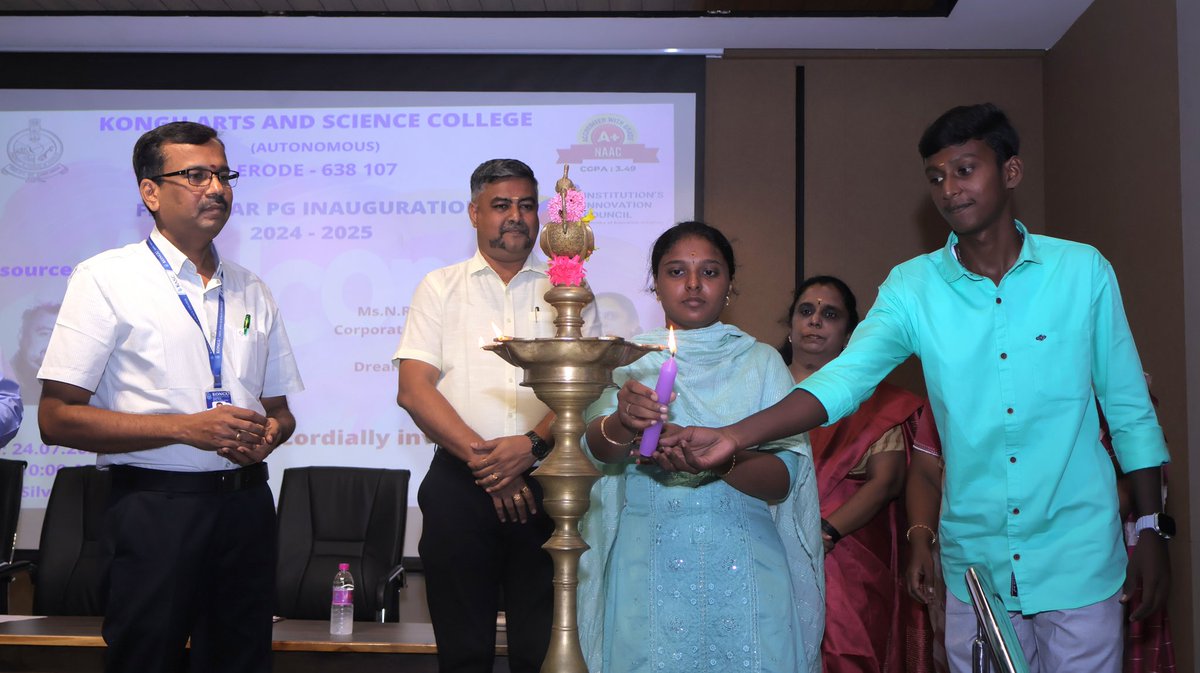 KonguArtsErode's tweet photo. Inaugurating the new PG programs at Kongu Arts and Science College! We look forward to fostering excellence and innovation in our postgraduate students. A special thanks to everyone who made this milestone possible. #PGInauguration #KonguArtsAndScienceCollege https://t.co/Khn0nc7c1I