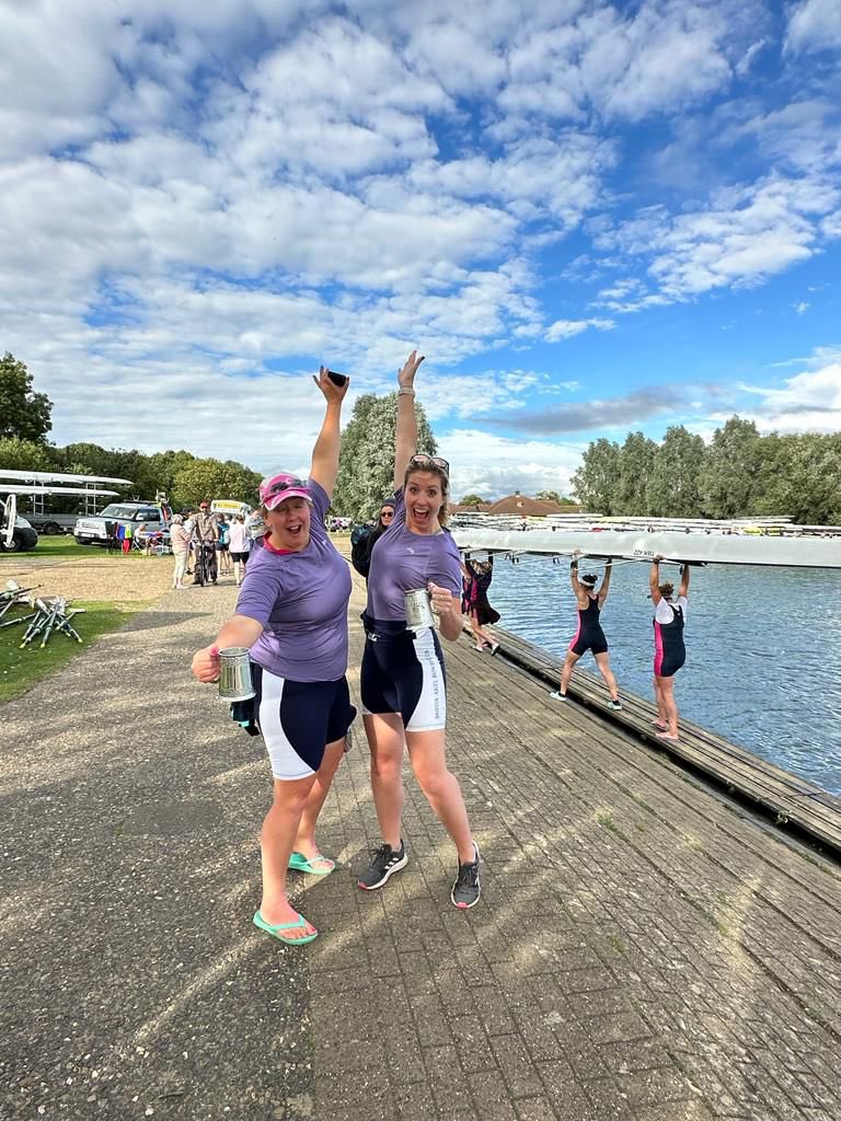 Keep an eye out tomorrow @cityofoxfordrowing Regatta for our @lisa_sarg and <a href="/krwtk/">Katie Wilson</a> racing the double in the women’s senior and women’s masters B categories. Good luck!