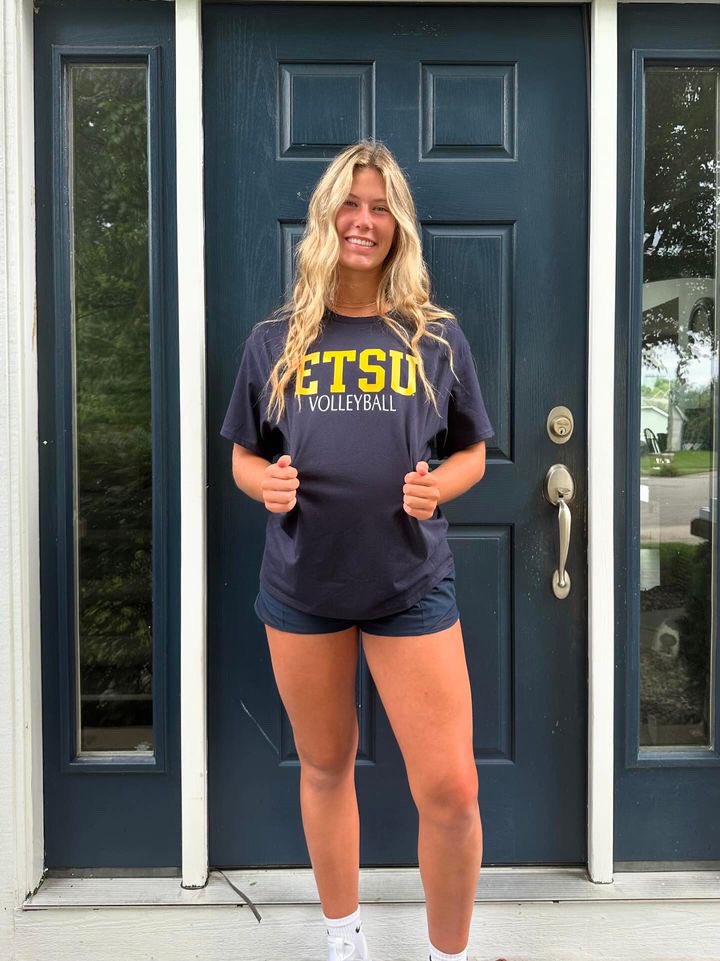 Congratulations to junior Karis Chatfield on her commitment to East Tennessee State University to continue her volleyball career!