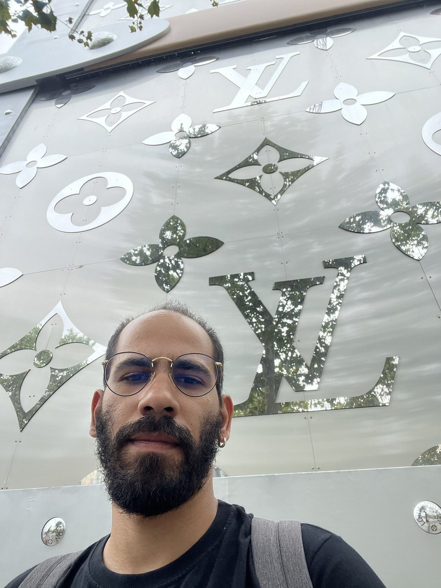 Vim comprar uma bolsinha 💁‍♀️