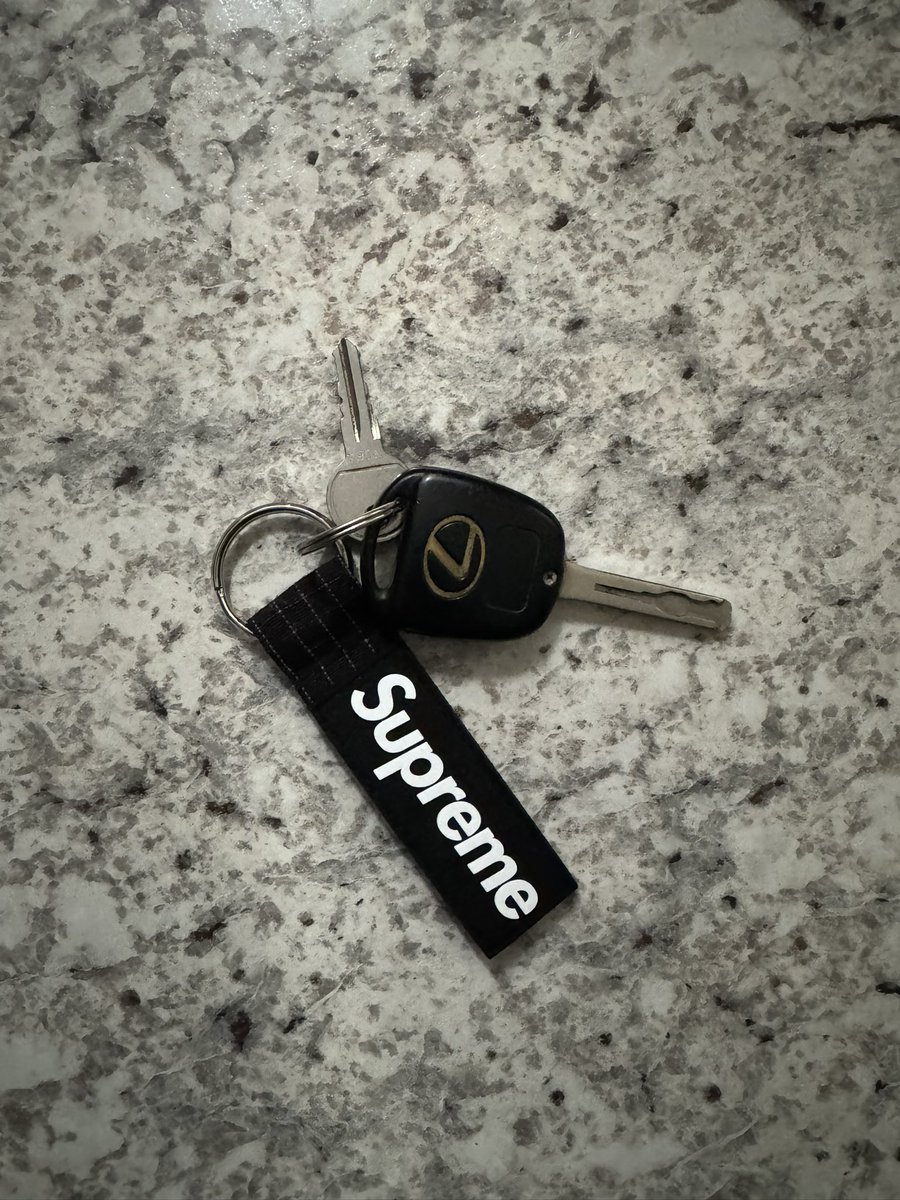 suppworm's tweet image. The rig