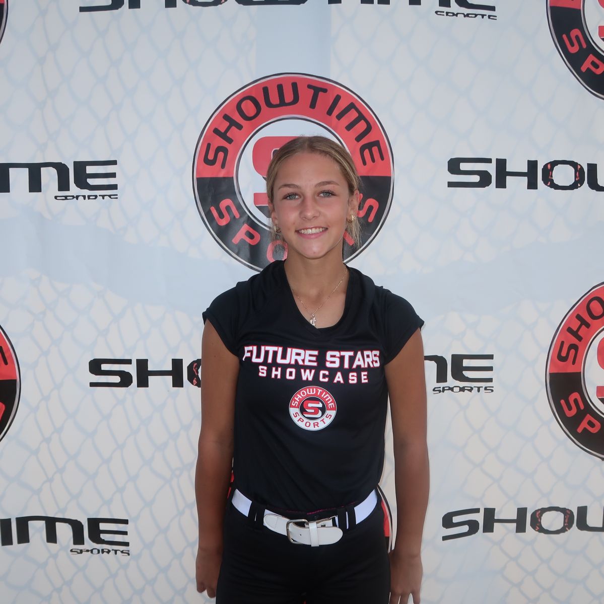 🥎Ryleigh Boughner: 2027 2B, SS, OF, P  

Click the link below to check out Ryleigh's 2024 Midwest Fastpitch Showcase Virtual Combine profile!

app.virtualcombine.com/profile/645c0a…

Email: RyleighBoughner27@gmail.com