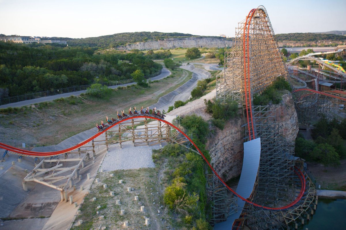 SF_FiestaTexas's tweet image. Happy National Roller Coaster Day! Embrace the stomach dropping-thrills and screams of excitement. 🎢  #nationalrollercoasterday #sixflagsfiestatexas bit.ly/3KbKy1h