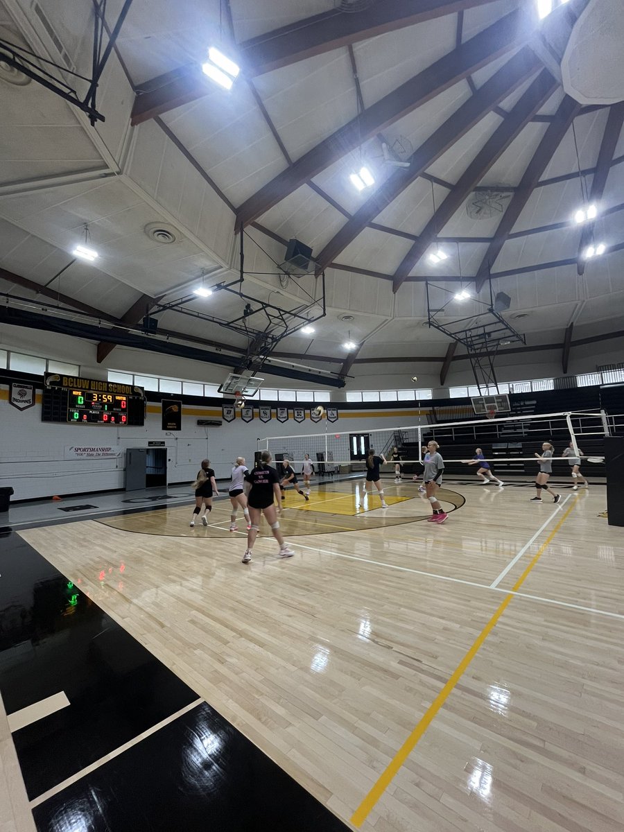 BCLUW Volleyball tweet media