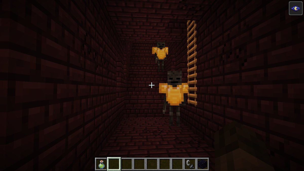 benracer85's tweet image. J&apos;ai fini de convertir et modifier La &quot;Nether Fortress&quot; en &quot;Jigsaw Structure&quot;. Par contre, ça va désormais de la ridiculement petite à la massivement étendu. 😆😅
Exemples en image plus en bonus le nouveau Wither Squelette.
@Minecraft @Mojang @NovaWostra #Minecraft #datapack