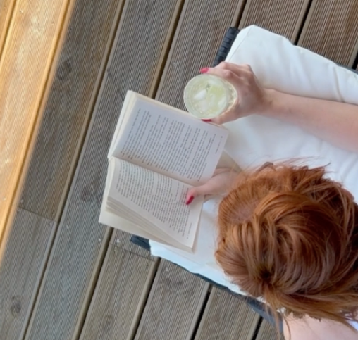 trustedblogs's tweet image. 𝗕𝗹𝗼𝗴-𝗧𝗶𝗽𝗽: Buchtrunken

𝗜𝗻𝗵𝗮𝗹𝘁: #Rezensionnen, Inhaltsbeschreibungen, Triggerwarnungen, #Zitate und lebhafte #Buch-Diskussionen

𝗟𝗶𝗻𝗸: trusted-blogs.com/magazin/blog/k…

𝘃𝗼𝗻: Charleen Hay

____

Wir lieben #Blogs 💚 #Weitersagen