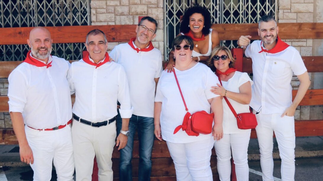 AlbertoOrtaRuiz's tweet photo. Ayer acompañamos a los compañeros de @CabanillasPSN en el inicio de sus fiestas 🎉! 
 Viva Cabanillas! Viva San Roque!

@PSNPSOE @psnribaforada 
#navarra #riberadenavarra https://t.co/2xVt67BlfW