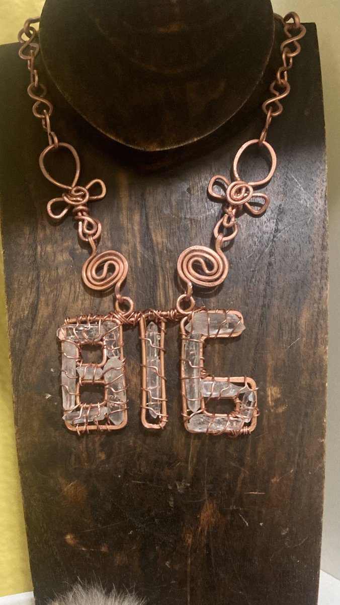 BlingBlam's tweet photo. Kansas City is on the 📞☎️📱for 816 Day!!!   Copper - clear Quartz  pendant measures-18inches.  We can add more length as needed.  This unit is one of one.  Highest bidder in my inbox  will win this original unit.   #816Day https://t.co/6nIyJtCpPg