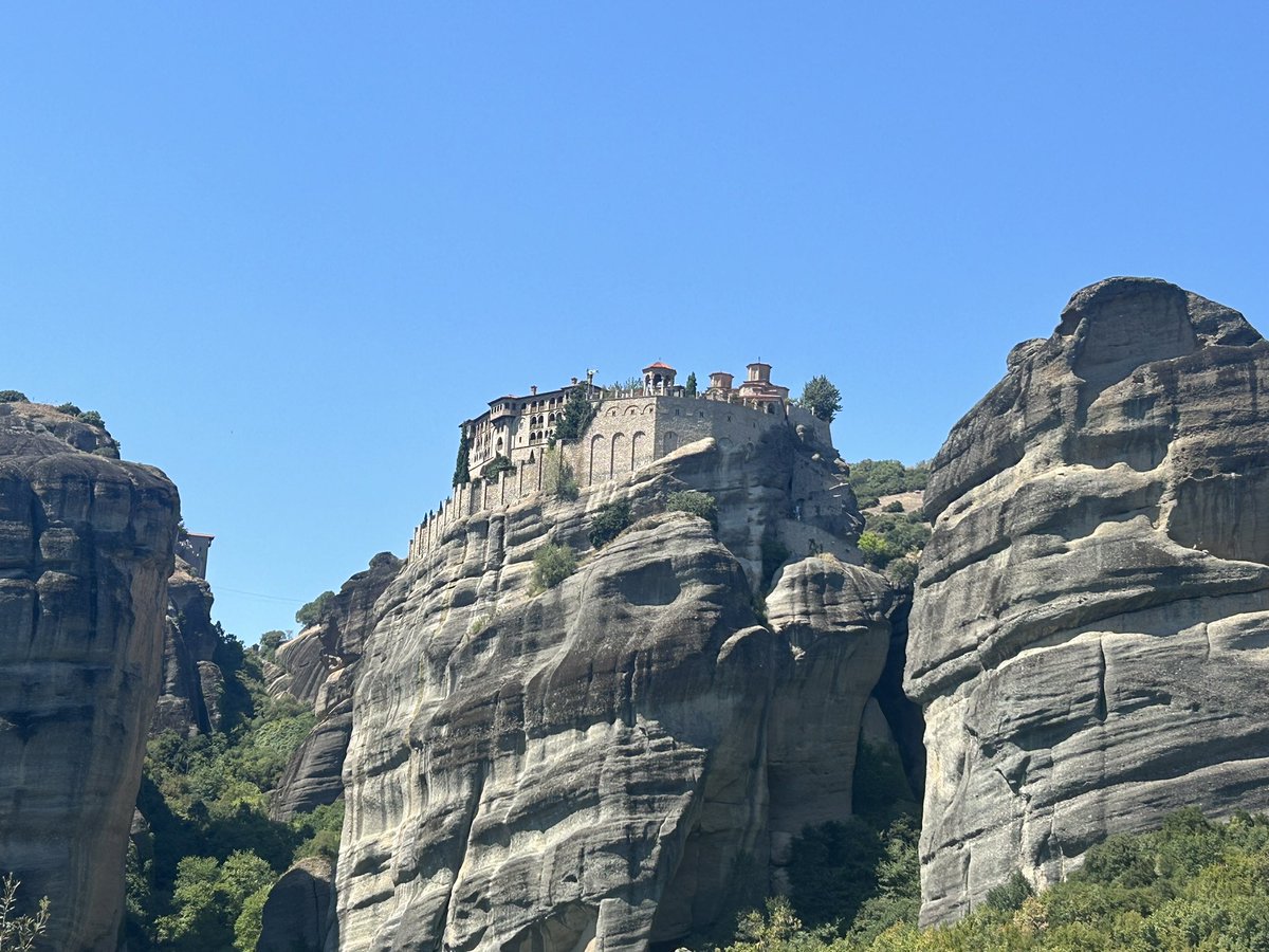 And the rain fell, and the floods came, and the winds blew and beat on that house, but it did not fall, because it had been founded on the rock.
Matthew 7:25-26

youtu.be/C0LFpaMUxnM?si…

#WalkwithGod #JesusIsLord #God #Truth #TheRock #Grace #Church #Meteora #TheWord #Pray #truth