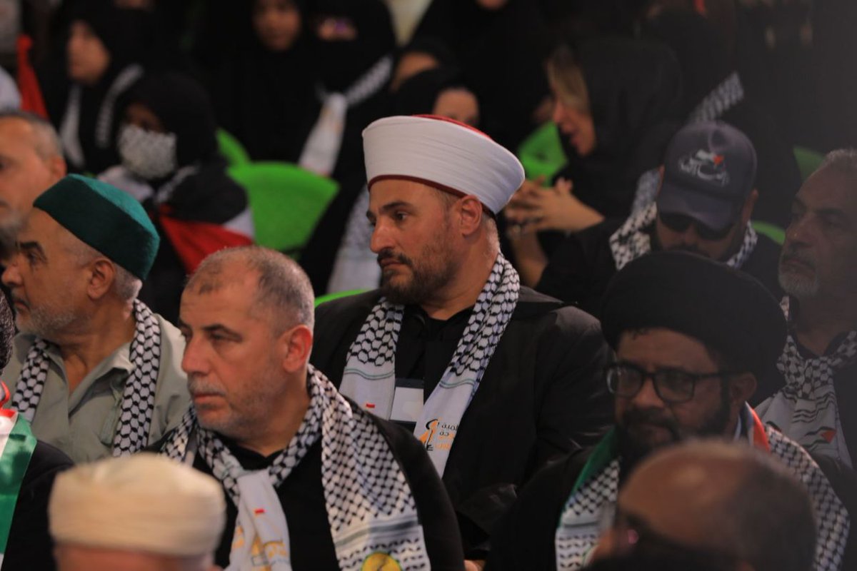 Hadeel_Qaiss's tweet photo. تقام في موكب نداء الأقصى فعاليات فنية وثقافية مختلفة، مثل رسوم الكاريكاتير الداعمة للمقاومة الإسلامية الفلسطينية، تشارك بها الدول والشعوب الداعمة لشعبنا الفلسطيني، الرافضة لوجود الكيان الصهيوني الغاصب

#نداء_الأقصى https://t.co/KPleQ6mPcj