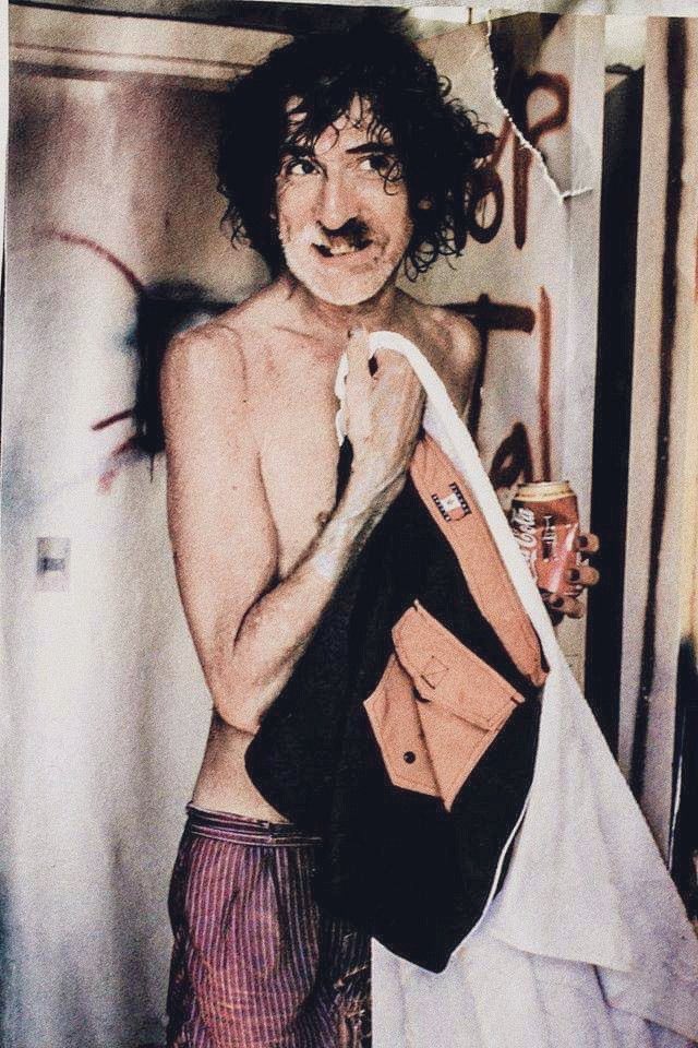 Ornelatm's tweet image. ¡Pensé que no comenzaría mi finde!

#OtroDíaSinViernesCaguamero 😢
 #QueYicoPoderoso