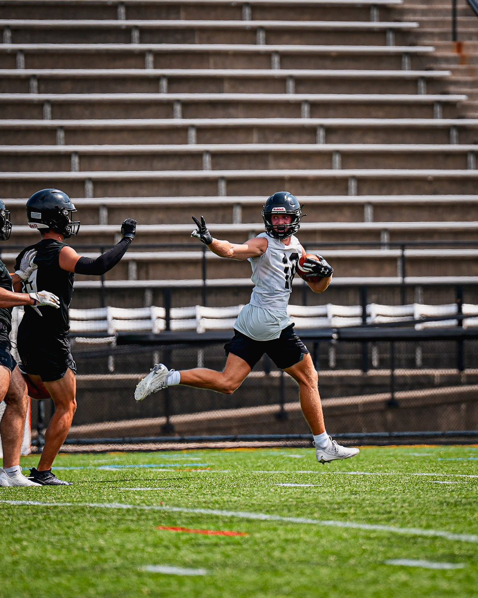 photos that go hard: 

#PrideandPoise