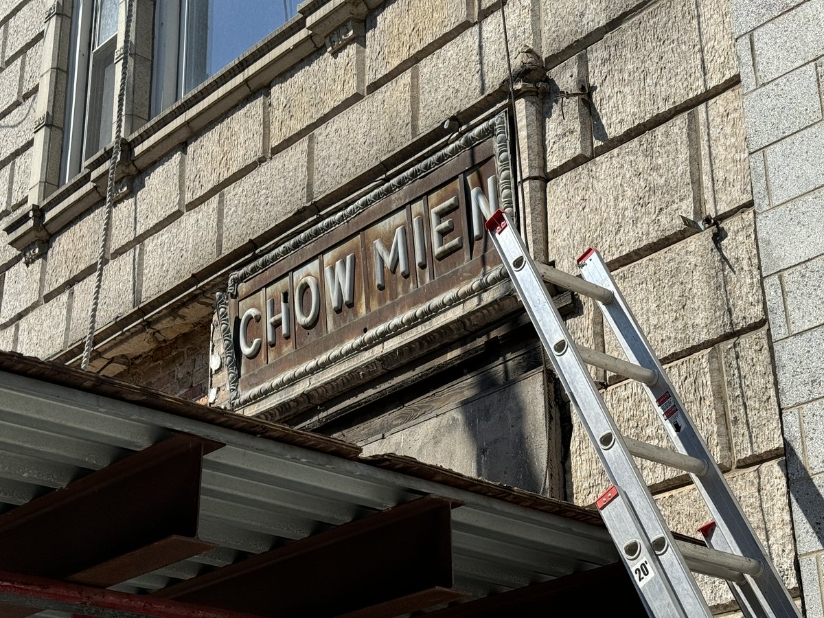 Robert Loerzel tweet media