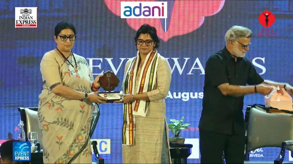 indulgexpress (@indulgexpress) on Twitter photo .@damineeb receives the #DeviAward.
#DeviKolkata2024 #DeviAwardsKolkata2024
<a href="/smritiirani/">Smriti Z Irani</a> <a href="/Eventxpress/">Event Xpress</a> <a href="/PrabhuChawla/">PrabhuChawla</a> <a href="/AdaniOnline/">Adani Group</a> <a href="/NewIndianXpress/">The New Indian Express</a> <a href="/santwana99/">santwanabhattacharya</a>
<a href="/glowwithauli/">Auli Active Ayurveda</a> <a href="/sencogoldindia/">Senco Gold & Diamonds</a> <a href="/LICIndiaForever/">LIC India Forever</a> <a href="/radicokhaitan/">Radico Khaitan</a> <a href="/gifts_ahujsons/">gifts_by_ahujasons</a> <a href="/SelvelOne/">SelvelOne</a> .@damineeb receives the #DeviAward.
#DeviKolkata2024 #DeviAwardsKolkata2024
<a href="/smritiirani/">Smriti Z Irani</a> <a href="/Eventxpress/">Event Xpress</a> <a href="/PrabhuChawla/">PrabhuChawla</a> <a href="/AdaniOnline/">Adani Group</a> <a href="/NewIndianXpress/">The New Indian Express</a> <a href="/santwana99/">santwanabhattacharya</a>
<a href="/glowwithauli/">Auli Active Ayurveda</a> <a href="/sencogoldindia/">Senco Gold & Diamonds</a> <a href="/LICIndiaForever/">LIC India Forever</a> <a href="/radicokhaitan/">Radico Khaitan</a> <a href="/gifts_ahujsons/">gifts_by_ahujasons</a> <a href="/SelvelOne/">SelvelOne</a>