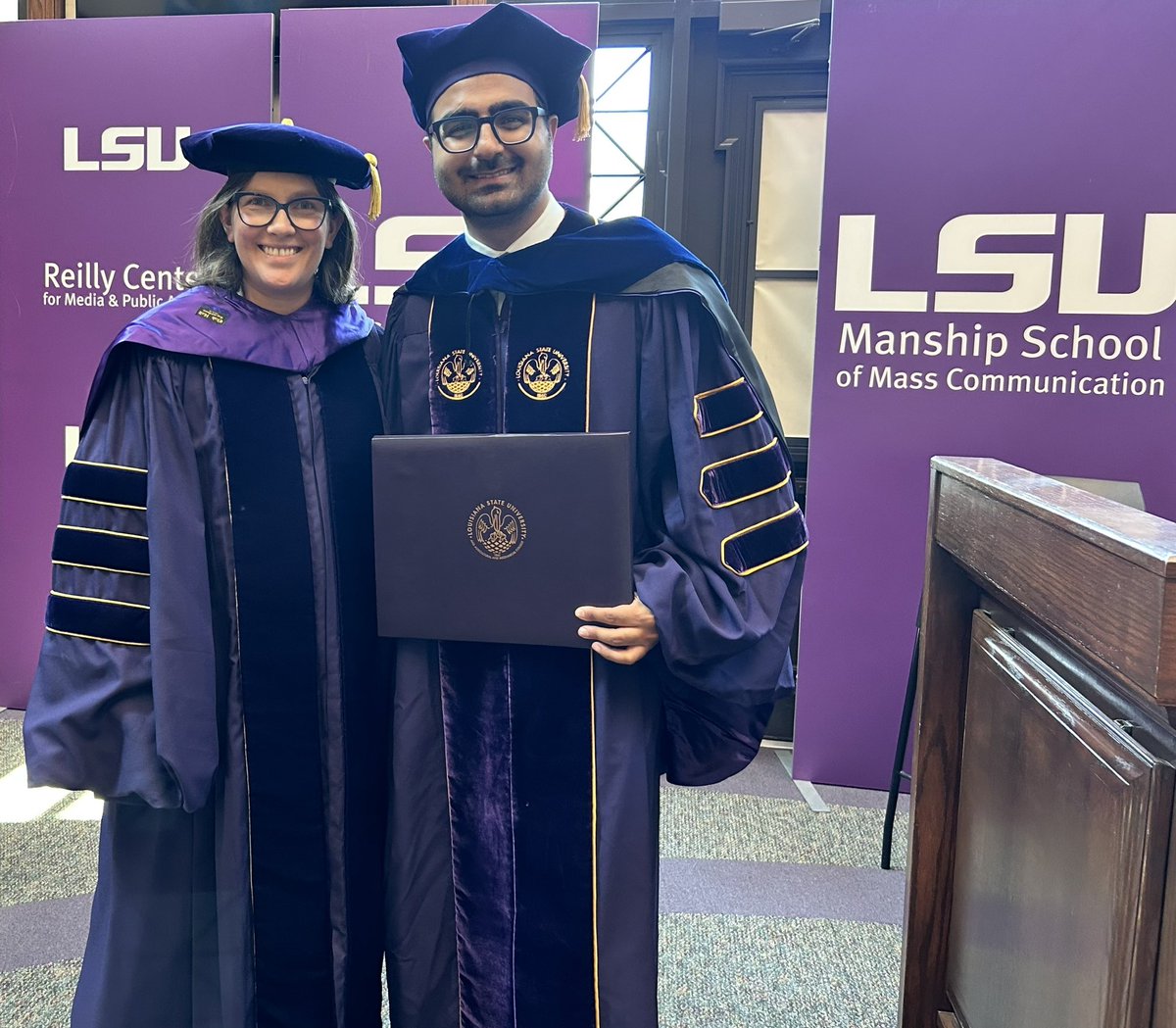 Today I had the honor of hooding <a href="/KafiliSoheil/">Soheil Kafili</a> on behalf of @lporter - congrats Dr. Kafiliveyjuyeh!