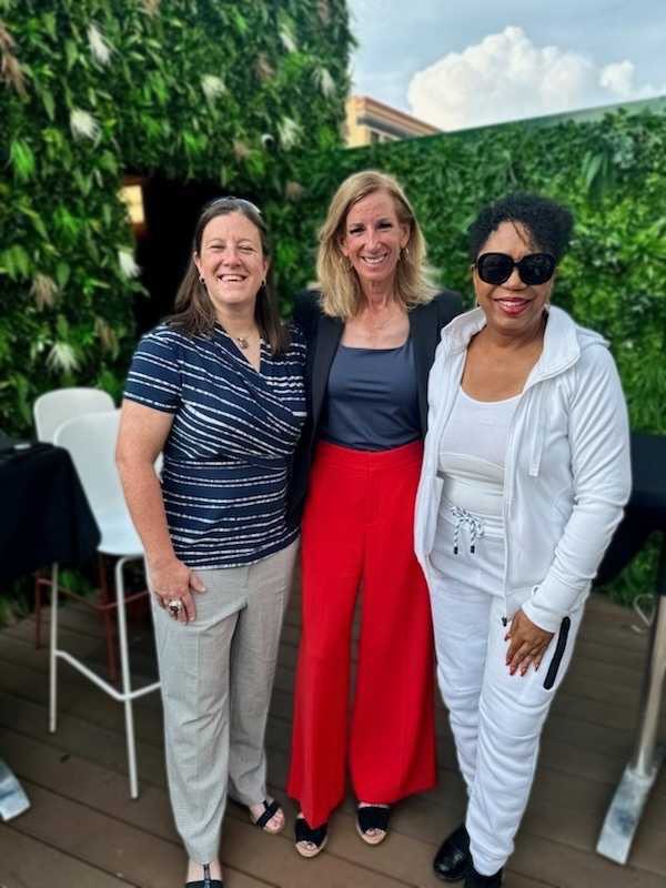 Sharon Smith-Akinsanya (@boldlysharon) on Twitter photo It's always nice to get a little scoop as a member of the <a href="/minnesotalynx/">Minnesota Lynx</a> President's Circle.
<a href="/CarleyKnox/">Carley Knox</a> VP of Operations for <a href="/minnesotalynx/">Minnesota Lynx</a> Lynx hosted the commissioner's dinner with <a href="/WNBA/">WNBA</a> commissioner <a href="/CathyEngelbert/">Cathy Engelbert</a> to discuss the league's plans. #PresidentsCircle #Lynx # It's always nice to get a little scoop as a member of the <a href="/minnesotalynx/">Minnesota Lynx</a> President's Circle.
<a href="/CarleyKnox/">Carley Knox</a> VP of Operations for <a href="/minnesotalynx/">Minnesota Lynx</a> Lynx hosted the commissioner's dinner with <a href="/WNBA/">WNBA</a> commissioner <a href="/CathyEngelbert/">Cathy Engelbert</a> to discuss the league's plans. #PresidentsCircle #Lynx #