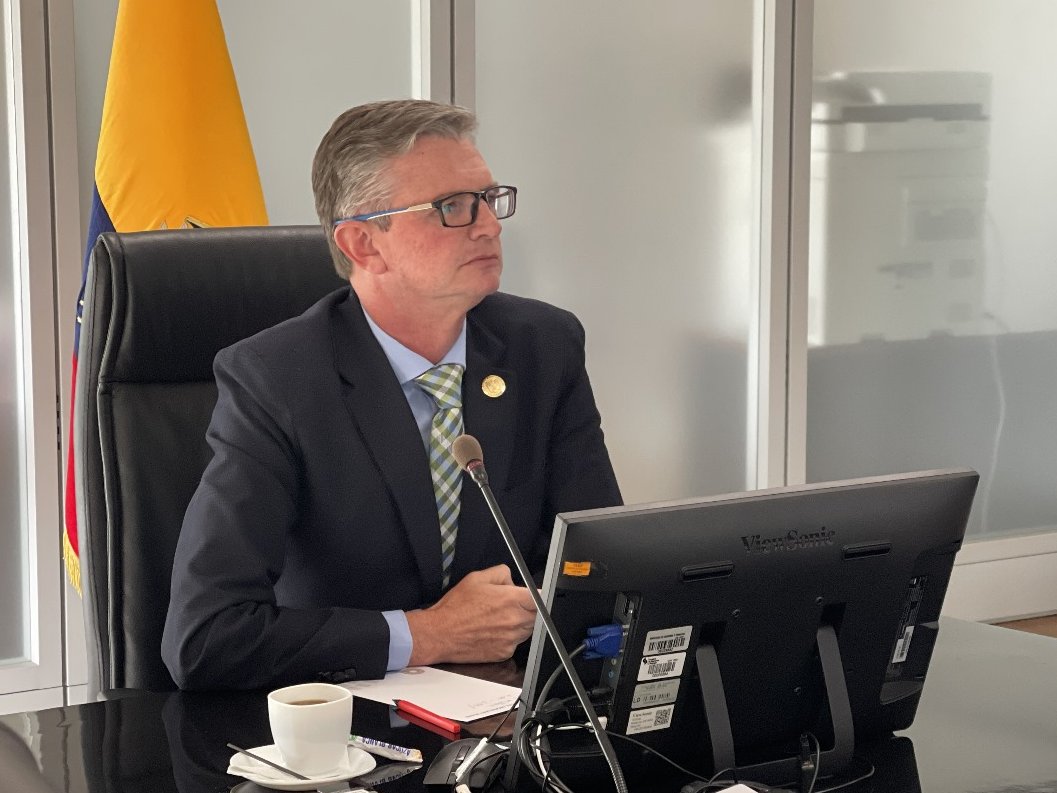 🏗️ Desde Constructores Positivos proponemos acciones urgentes para reactivar el sector de la construcción: gabinete sectorial, fortalecer el programa 5-25-5, participación del Banco del Pacífico y BIESS, y un plan de recuperación económica. 💪🇪🇨 #Viviendaasequible