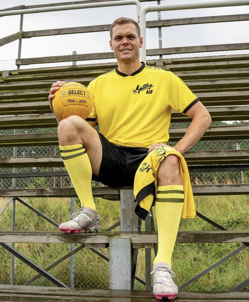 Out of Context Jacob Bergström tweet media