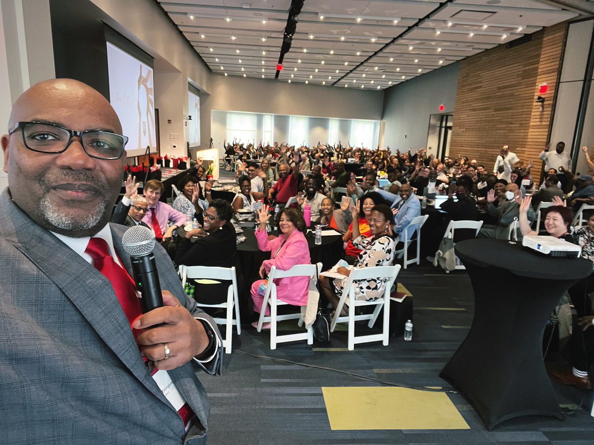 Thrilled to welcome our outstanding faculty back to UDC for an incredible 2024-2025 year! What’s the word? 

#Firebird #HBCU #UDC1851