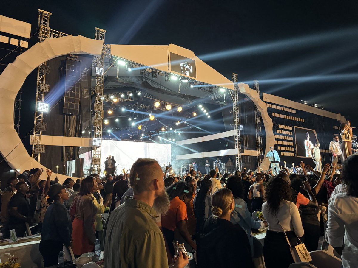 Mutalma's tweet photo. Today… I am very disappointed at Fenon Events. @FenonRecords You can’t make sure a nice stage and do such terrible sound! Kingdom tour Kampala is great but the sound is just so so terrible oba horrible! https://t.co/p8Kl1zx58F