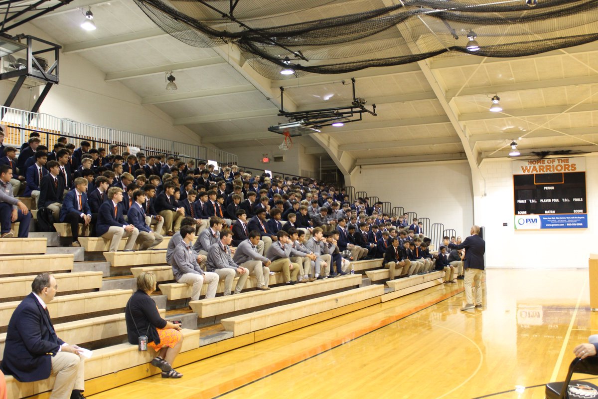 BroRiceWarriors's tweet image. Yesterday was an exciting day on campus as we welcomed our Class of 2028! Our Core Leaders and faculty/staff guided our Warriors around for an orientation day filled with many of the need to knows at Rice. From finding their classes to learning the school fight song, our freshmen…