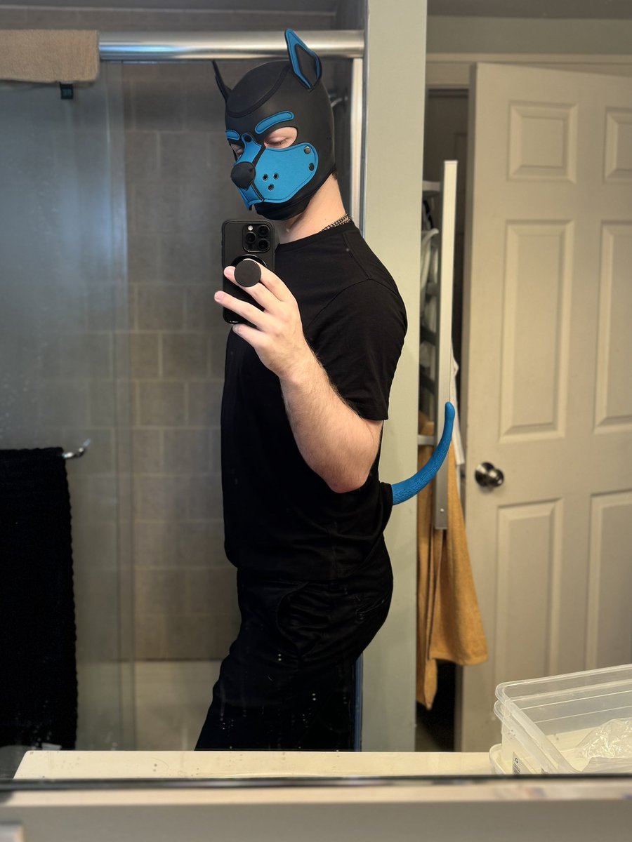 PupSun_'s tweet photo. When work ends late but you’re still going straight to @CellBlockChi 🤭 Nobody will notice a bright blue tail for a handful of hours right? https://t.co/UOlVmTgGAB