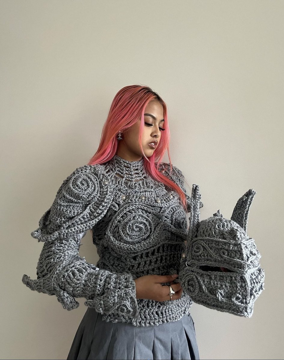 StreetFashion01's tweet image. crochet armour by katelyn tatay (2024)