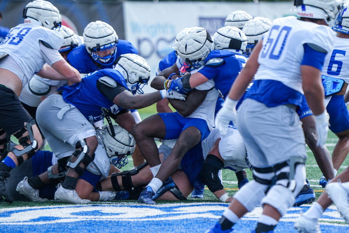 IndStFB's tweet photo. A little rain in the forecast didn't stop us from getting that work in!

Week Three is almost done in the U.S. Lawns Terre Haute Fall Football Camp

#MarchOn | #LeaveNoDoubt https://t.co/2iCCZuBtVC