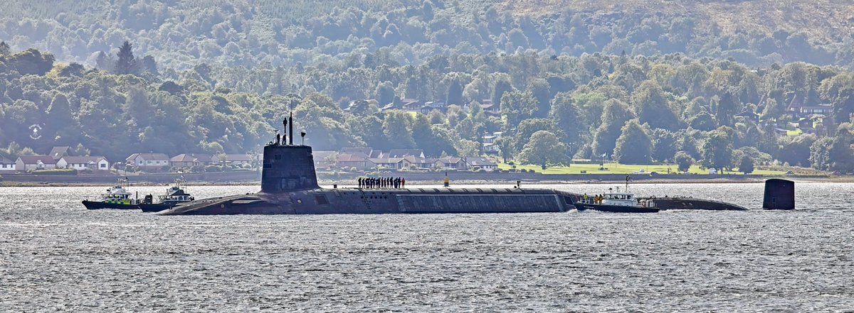 DougieCoullPix's tweet photo. Few edits from yesterday.

#shipping #submariner #submarine #hmnbclyde #royalnavy #vanguardclass #silentservice https://t.co/LVEkPaO4Gv