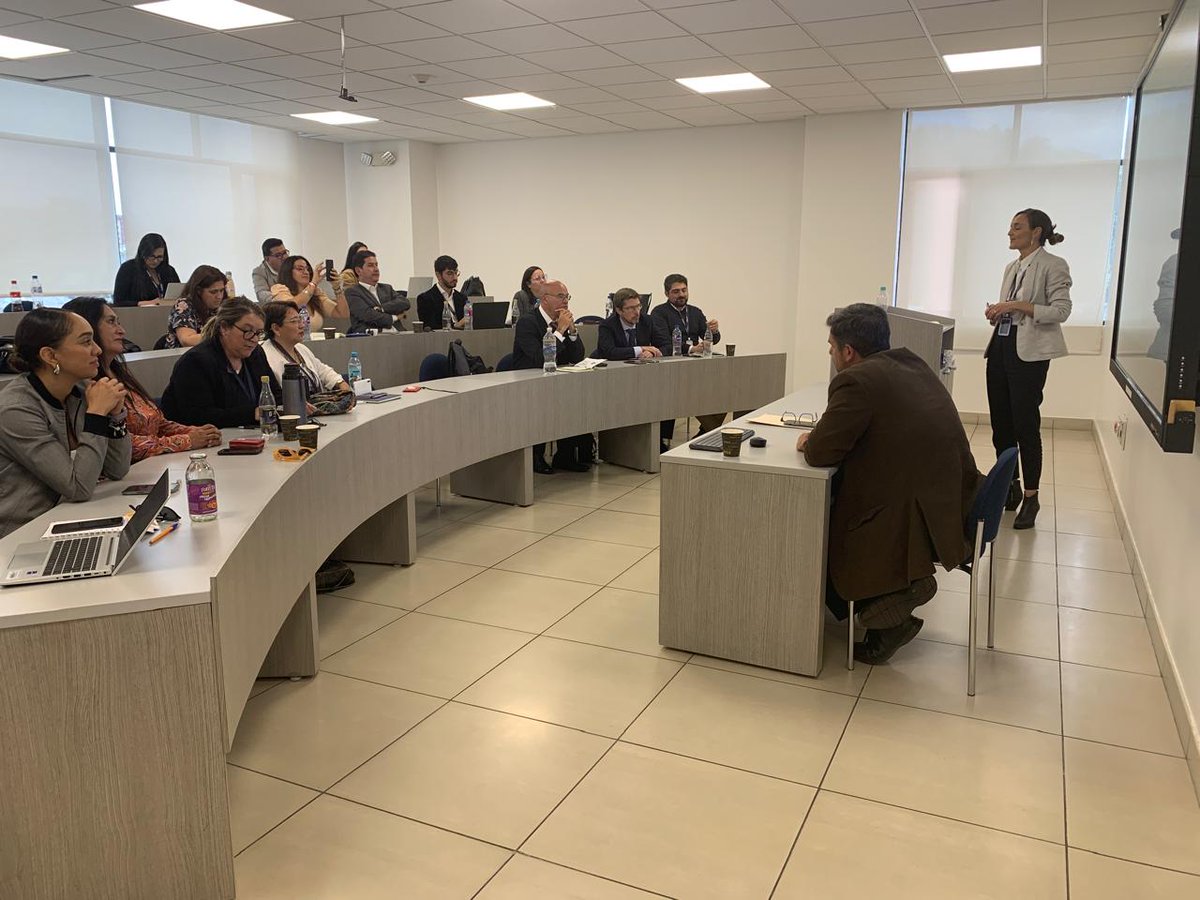 #JornadaAcadémica📚

En #Quito, al finalizar la reunión de defensores públicos del #Mercosur compartieron experiencias y analizaron los retos y desafíos para mejorar los servicios de defensa pública en la región. 

Los representantes de Argentina 🇦🇷, Uruguay 🇺🇾, Paraguay 🇵🇾,