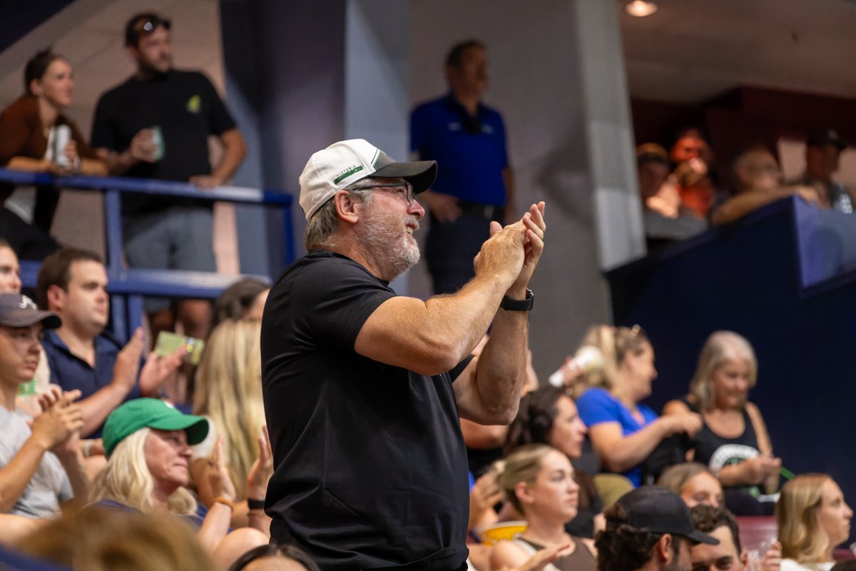 WLAShamrocks's tweet image. No one loved seeing Clarke Petterson score a hat trick in a do-or-die Game 5 more than his dad, Norman, who was visiting all the way from Ontario! ☘️