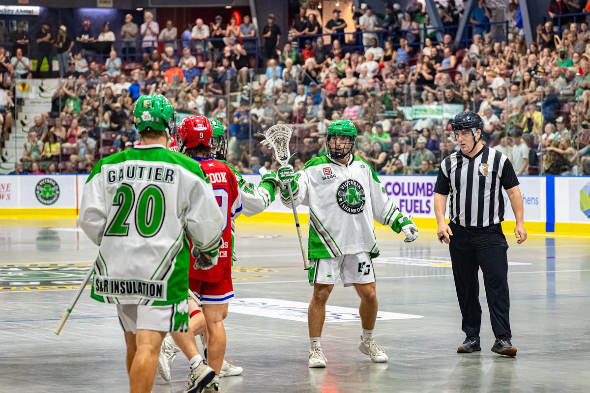 WLAShamrocks's tweet image. No one loved seeing Clarke Petterson score a hat trick in a do-or-die Game 5 more than his dad, Norman, who was visiting all the way from Ontario! ☘️
