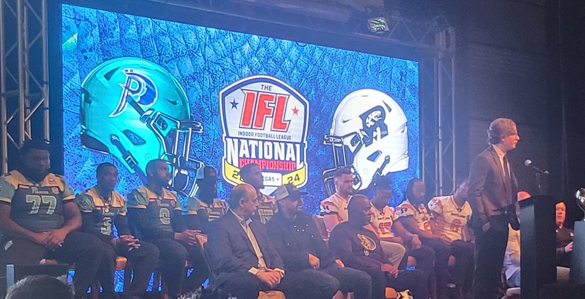 TheQb_Realtor's tweet photo. These doors that God keeps opening,  let no man try to close.
Repping the Kent Krew, RISD, and FMMS all the way in Vegas. It's Go Time.
Saturday Aug. 17th 
3pm  CBS Sports....
IFL National Championship 🏆 https://t.co/2c5EvAu32g