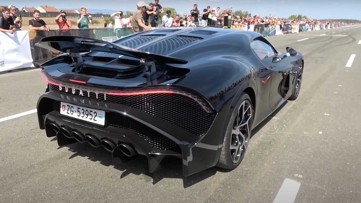 0to60_MPH's tweet photo. 7/7 🚘 Whether it’s a mansion, jet, yacht, vacations, or art, the Bugatti La Voiture Noire stands out as the ultimate symbol of luxury. What would you choose to spend $18.7M on? Let us know and subscribe for more content! https://t.co/PrcViGPNRB