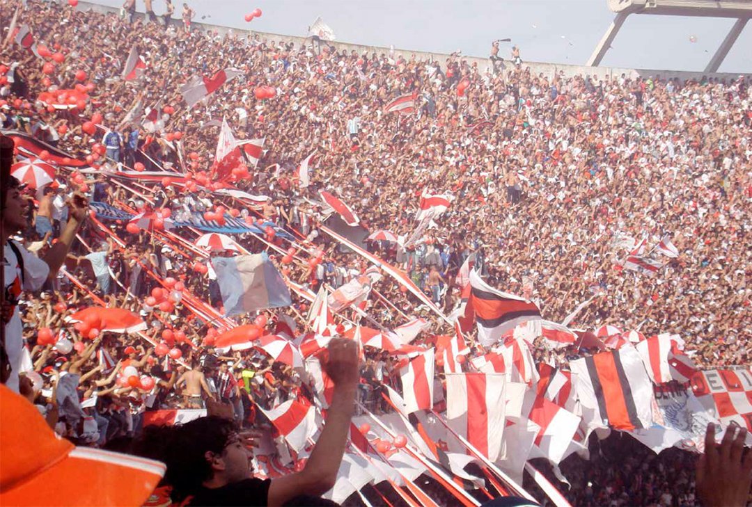 Tomiscopa's tweet photo. Cargaron los Derecho de Admisión de River - Sarmiento. Son 400 hinchas más que se ven perjudicados por el accionar inconstitucional del Gobierno de la Ciudad.
De 8000 aplicados 4400 corresponden a River.

Se pueden buscar acá https://t.co/k99y67pNVH https://t.co/uefPmaa756