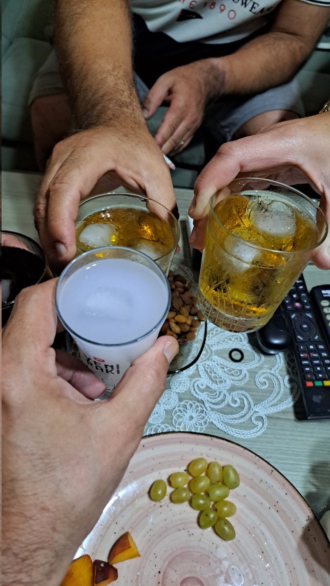 Dostlarla keyif <a href="/can_aysu08/">Aysu. Can</a>